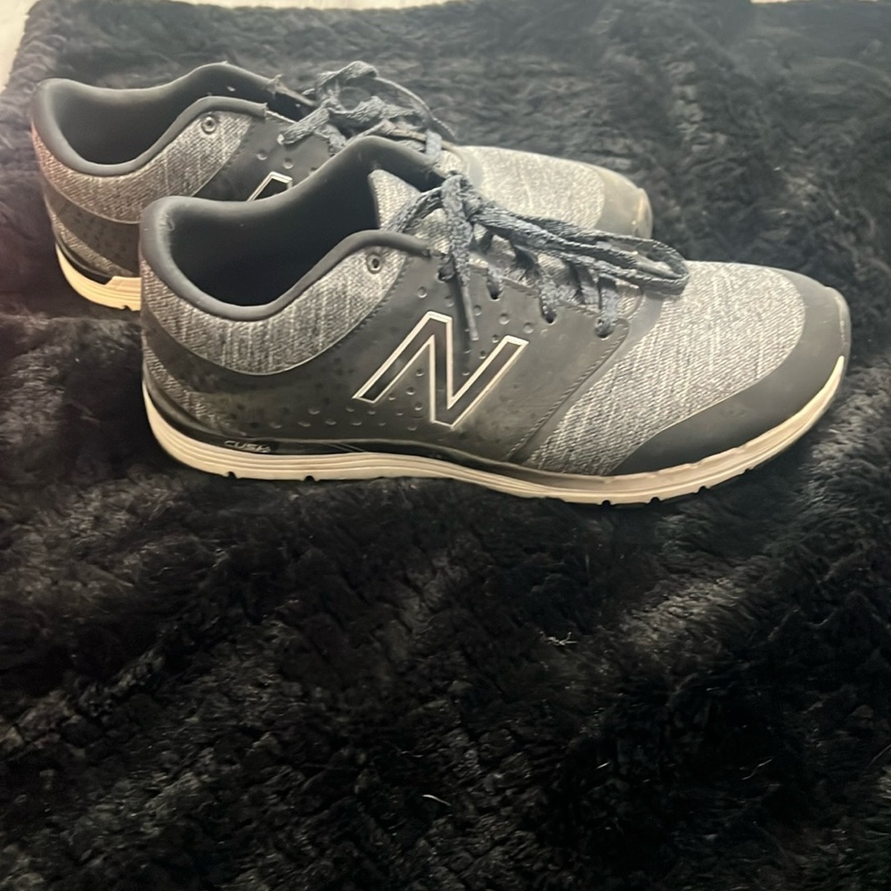 New balance memory foam shoes